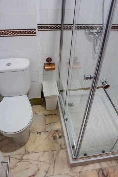 Atico Con Piscina Junto Catedral De Sevilla Экстерьер фото